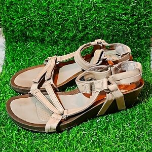 Teva Ysidro universal wedge sandal womens size 8